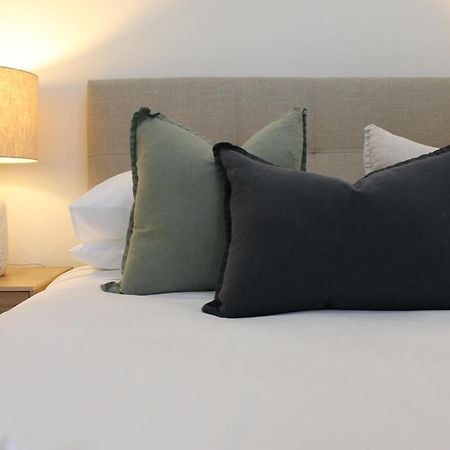 The Royal Hotel West Wyalong Esterno foto