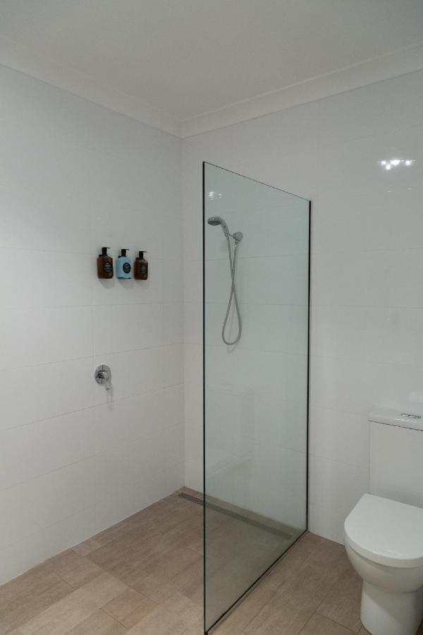 The Royal Hotel West Wyalong Esterno foto